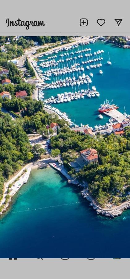 Apartmani Omisalj *