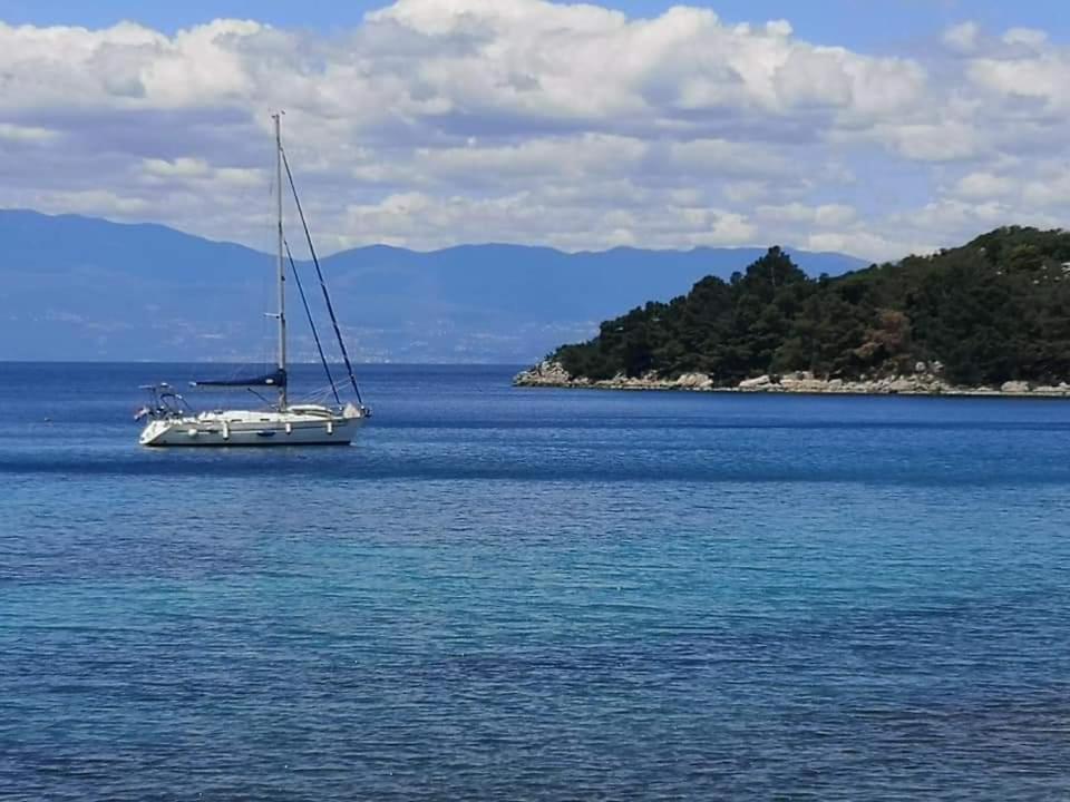 Apartmani Omisalj *