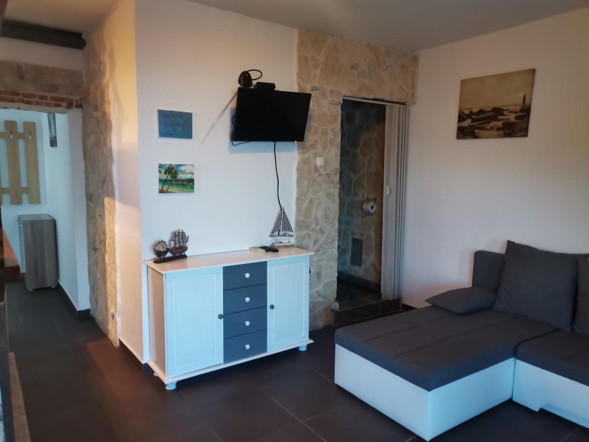 Apartmani Omisalj *