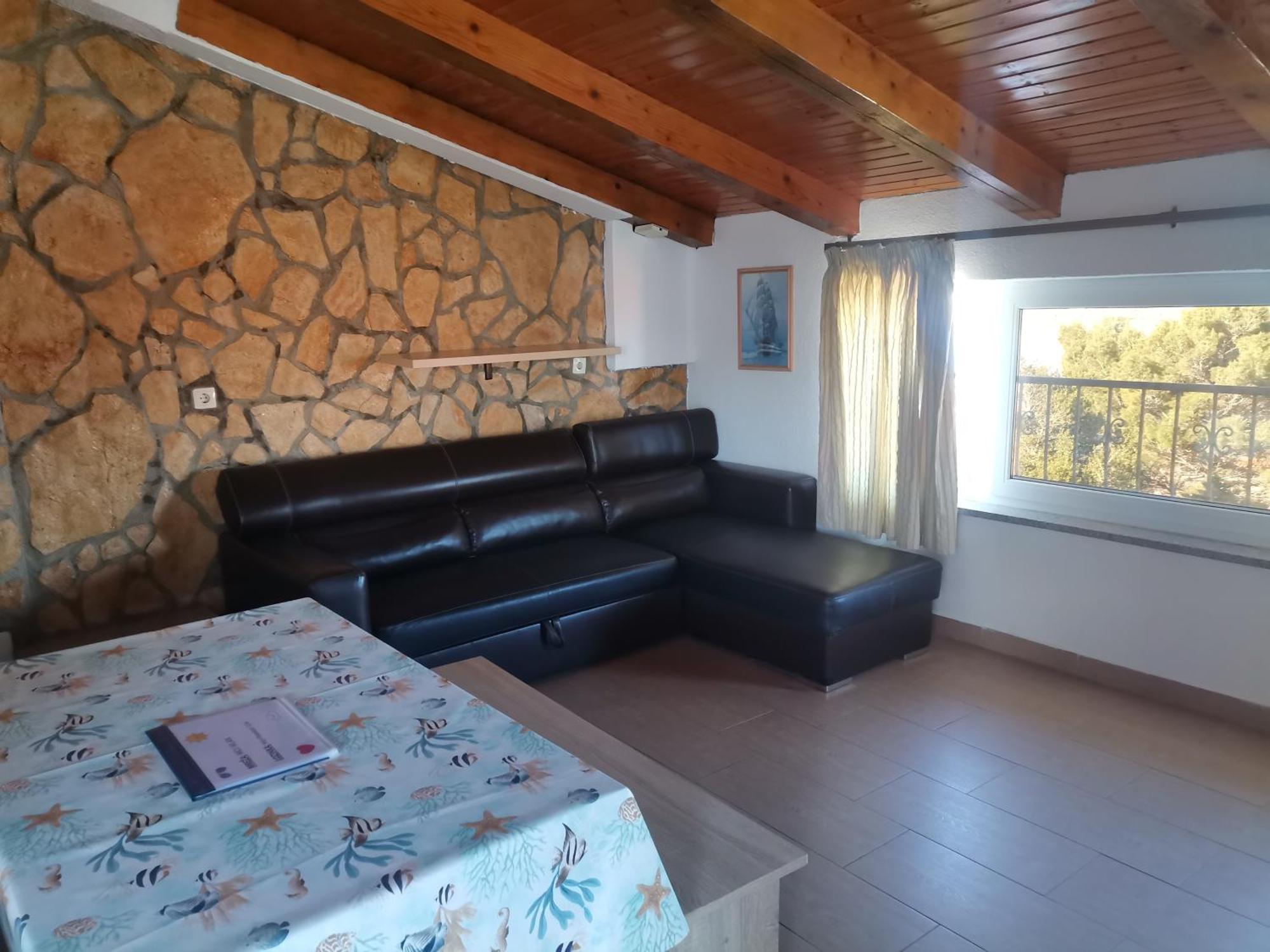 Apartmani Omisalj Apartment *